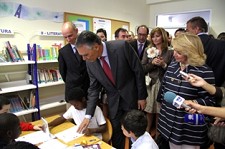 Presidente da República na visita a Setúbal Recebe medalha comemorativa dos 150 anos de elevação de Setúbal a cidade