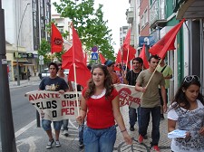 Arruada no Barreiro da Juventude Comunista Portuguesa - Setúbal «Avante com a Luta, Pelos Direitos da Juventude, o PEC não Passará!»
