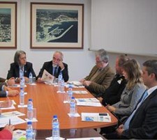 Visita de trabalho a Sesimbra dos Deputados do PS de Setúbal Temas como a segurança pública e as pescas tiveram destaque