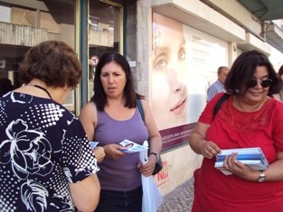 Barreiro - Encontro da CDU com a população e comerciantes do Lavradio «Não podemos deixar que elejam os responsáveis do nosso país por nós»