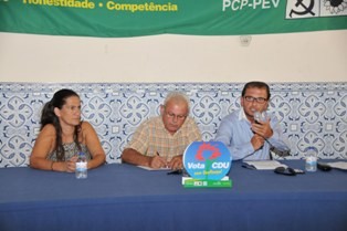 CDU inaugura sede de campanha em Santiago do Cacém Álvaro Beijinha candidato à presidência da Câmara apresenta 10 linhas de acção do programa eleitoral