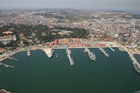 Na Base Naval de Lisboa - Alfeite em Almada. Entrega do 26º Prémio de Defesa Nacional e Ambiente à Direção de Faróis