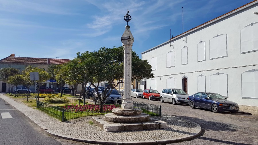 Moita - Comissão de Freguesia de Alhos Vedros do PCP NÃO AO ENCERRAMENTO DO BALCÃO DO BCP