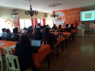 Na Costa da Caparica em Almada JSD Distrital de Setúbal promove sua maior acção de formação política