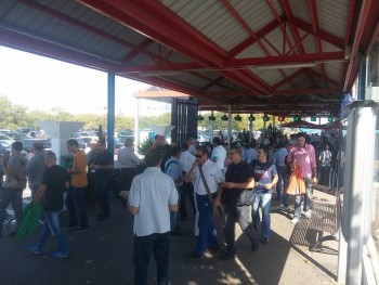 Setúbal - Ana Catarina Mendes na Autoeuropa em Palmela «Só com o seu apoio somos capazes de fazer a mudança»