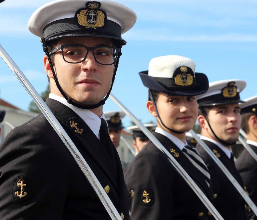 Almada - Com a presença da Ministra da Defesa Nacional Sessão solene de abertura do ano letivo na Escola Naval