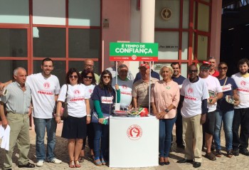 CANDIDATOS SOCIALISTAS VISITAM FESTAS DA DA MOITA Na noite de domingo, data do encerramento do evento