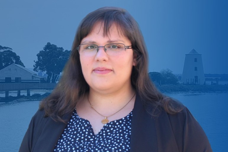 CÁTIA BORGES NOVA CANDIDATA DO CDS-PP À ASSEMBLEIA MUNICIPAL DO BARREIRO Defende um compromisso com as famílias e a economia