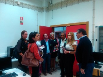 Socialistas visitaram as escolas profissionais da Moita e de Setúbal »O ensino profissional não pode ser considerado parente pobre»