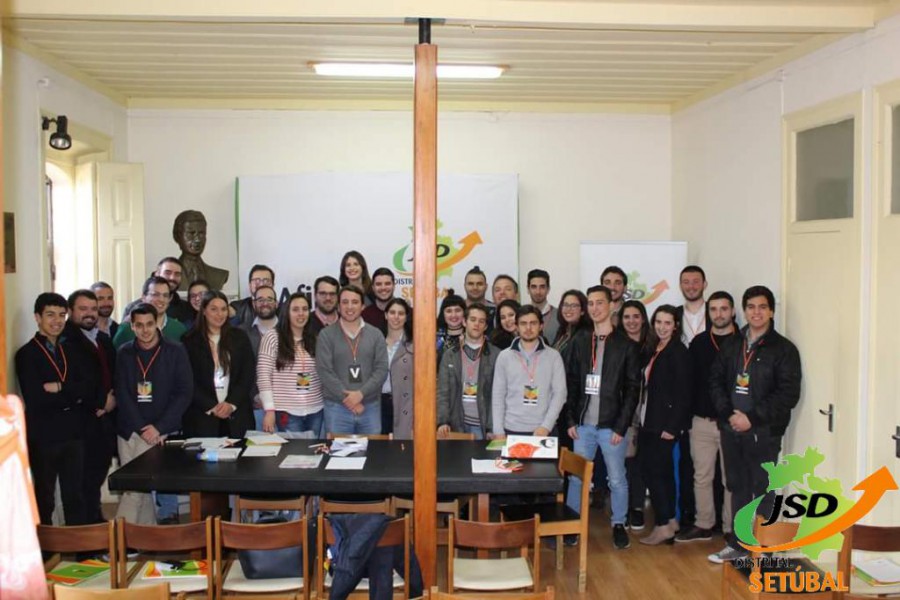 Congresso da JSD Distrital de Setúbal João Pedro Louro reeleito líder da JSD Distrital