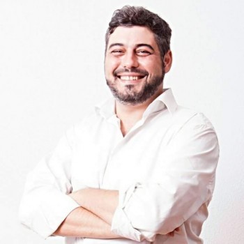 André Pinotes Batista do Barreiro O líder do Partido Socialista vai assumir funções de Deputado