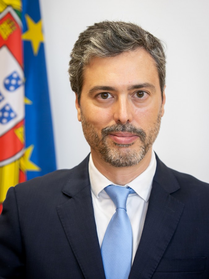 Barreiro - Na Sala de Sessões dos Paços do Concelho Secretário de Estado Adjunto e da Modernização Administrativa reúne com empresários