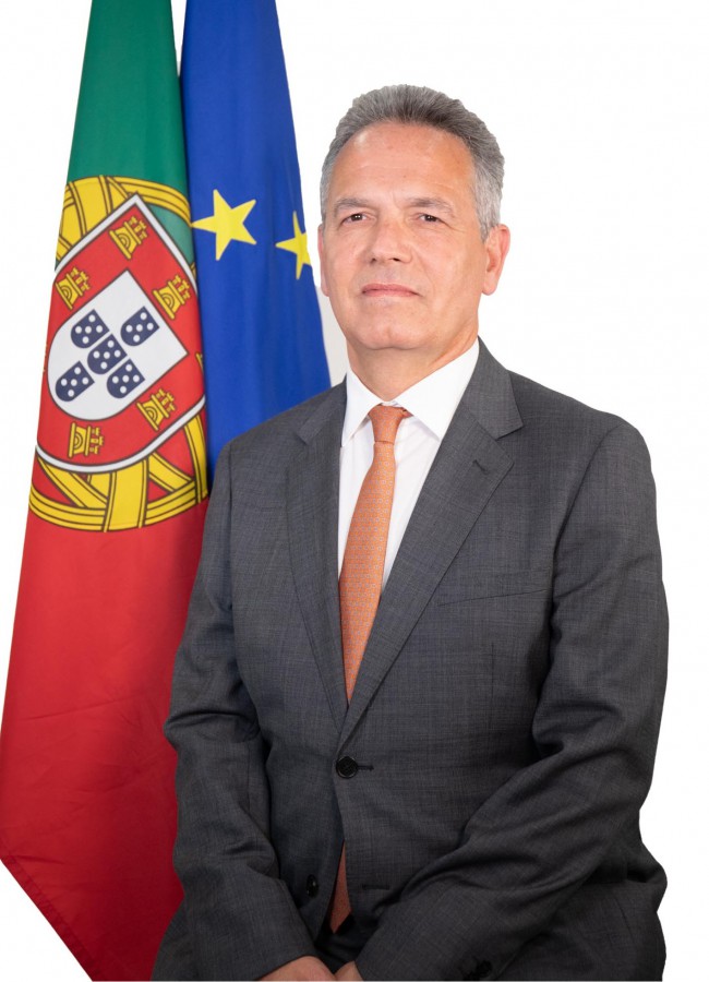 Compromisso de Honra da Recruta da Companhia de Bombeiros Sapadores de Setúbal Secretário de Estado Paulo Simões Ribeiro vai marcar presença na cerimónia