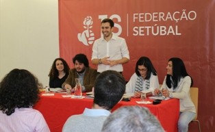 Federação de Setúbal da Juventude Socialista Ciclo de conferências «E^4 - A Fórmula do Nosso Futuro»