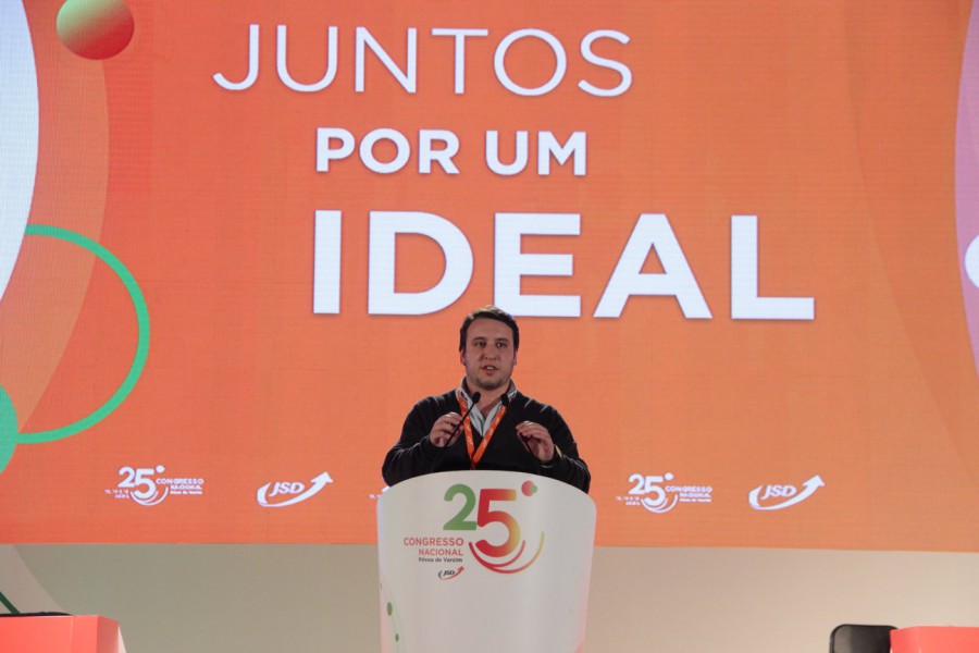 Há 20 anos que Setúbal não tinha representação assinalável em órgãos nacionais da JSD Tiago Santos do Barreiro eleito Vogal Suplente da Nacional