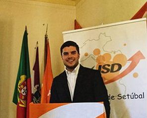 Barreiro - «É importante que os jovens possam sair à noite sem receios» afirma Tiago Santos da Juventude Social Democrata