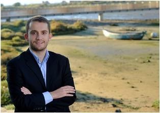 Pedro Vasconcelos Almeida é o novo Presidente da Juventude Socialista do Barreiro «Ao serviço dos jovens barreirenses e da nossa cidade»