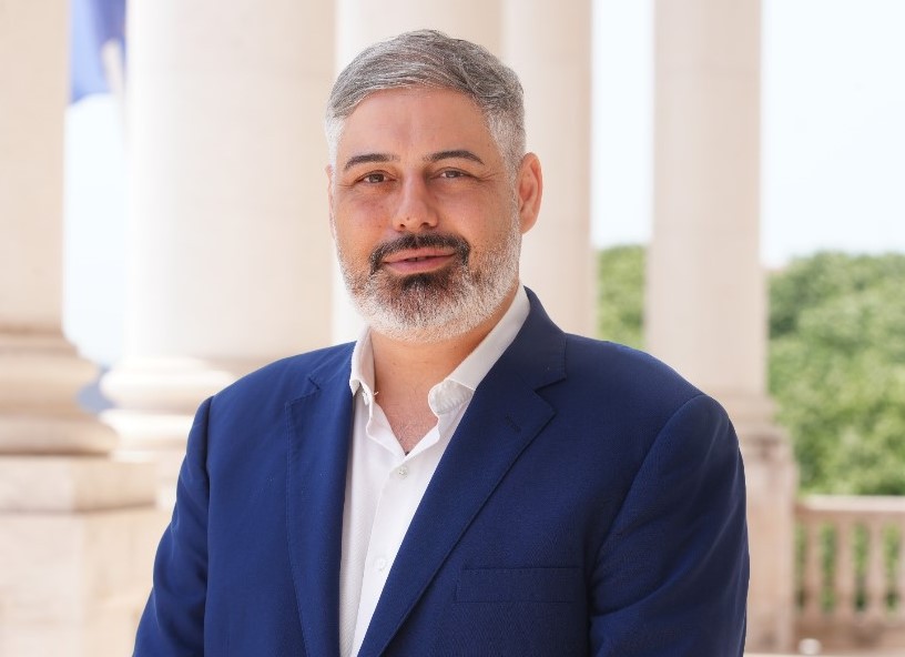 Federação Distrital de Setúbal do Partido Socialista André Pinotes Batista candidato à presidência sem oposição . Quer «Criar em Setúbal. Ganhar Portugal»