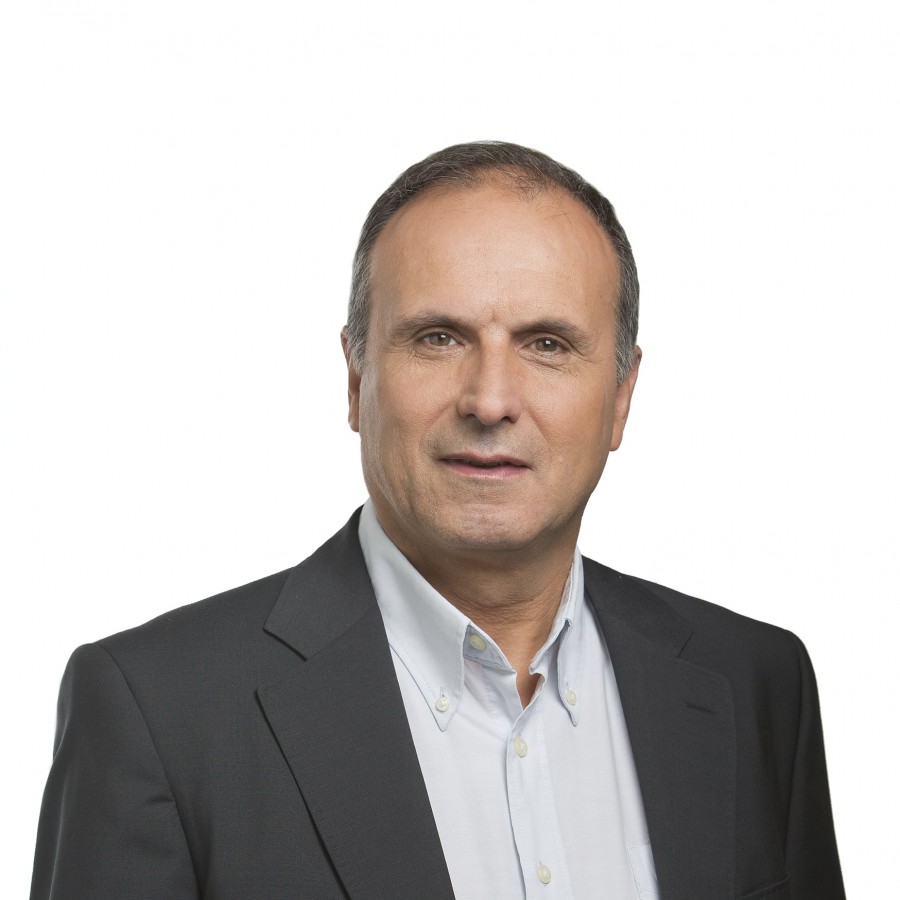 FRANCISCO LOPES - primeiro candidato da CDU ao círculo eleitoral de Setúbal Participa numa tribuna pública no Barreiro pela construção da terceira travessia do Tejo