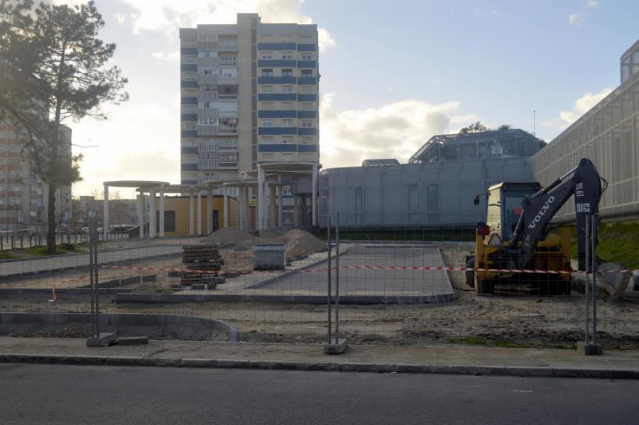 Barreiro - Arranjos exteriores da Unidade de Saúde Familiar de Santo António da Charneca CDU acompanhou junto da ARS a necessidade desta intervenção