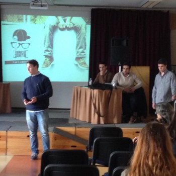 Na Escola Secundária Dom Manuel Martins em Setúbal JSD Distrital de Setúbal promove a Participação Política