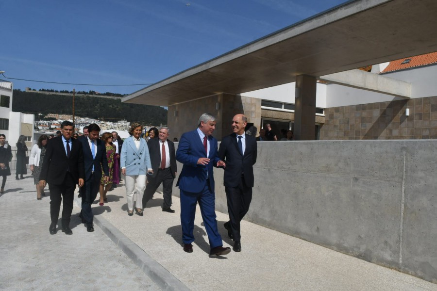 Ministros da Saúde e da Coesão territorial elogiam Unidade de Saúde de Sesimbra Assinado Contrato para construção nova Unidade Saúde da Quinta do Conde