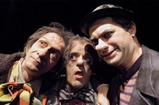Teatro Extremo “Velho Palhaço Precisa-se” em Julho na Malaposta