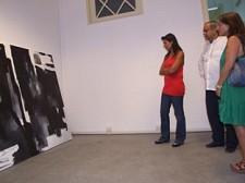 Na Galeria Municipal do Barreiro Artista barreirense Rosário Ribeiro doa quadro à Câmara Municipal do Barreiro