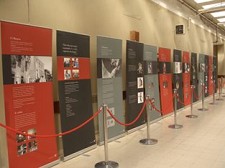 Hospital de Nossa Senhora do Rosário - Barreiro Exposição do Museu da Marioneta composta por 13 roll-ups com texto e fotografias