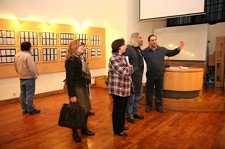 Na Biblioteca Municipal de Setúbal Traços desenhados pelo artista setubalense João Mendão