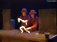 “Rúa Aire” em Palmela Companhia galega cria marionetas com balões