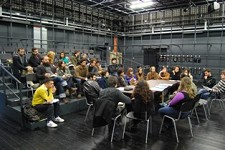 Dez criações em estreia absoluta em Almada no TMA Uma sala experimental é um lugar natural para a pesquisa