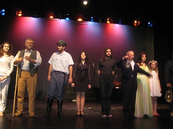 Associação Projéctor – Companhia de Teatro do Barreiro «O Medo e a Ira» com encenação de Abílio Apolinário