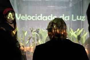 À velocidade da luz em Setúbal Conto é uma criação original de Rita Sales