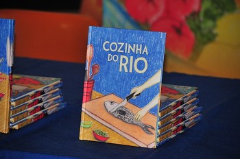 Município do Barreiro representado na Bolsa de Turismo Animação com Banda da Escola de Jazz e apresentação do Livro «Cozinha do Rio»