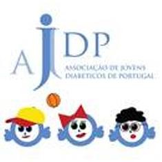 Passeio de canoagem na Lagoa de Albufeira em Sesimbra Caminhada e canoagem que junta jovens com Diabetes . Abertas inscrições