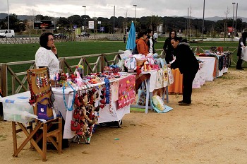 Sesimbra- Feira das Antiguidades, Artes e Artesanato Terceiro e quarto domingo de cada mês, no Parque da Vila, Quinta do Conde