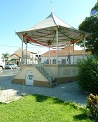 SANTO ANTÓNIO DA CHARNECA - BARREIRO Feira de Velharias e Artesanato