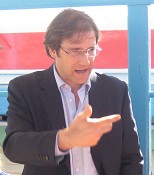 Pedro Passos Coelho em Almada Participa num jantar com militantes