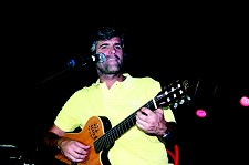 No Cineteatro Municipal de Sesimbra Mico da Câmara Pereira com grandes tradições no fado