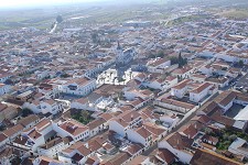 «Natal em Reguengos» com muitas actividades para as crianças Pai Natal chega no dia 1 de Dezembro a Reguengos de Monsaraz