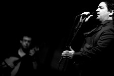 «Fados, Tangos & Adágios» na Academia Almadense em Almada Hélder Moutinho substitui Carlos do Carmo no Concerto de Ano Novo em Almada