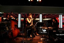 Inês Ripamonti em standards de jazz no Lounge D. do Casino Estoril