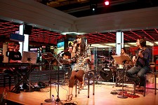 Casino Estoril renova em 2012 música ao vivo no Lounge D