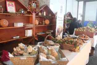 Feira de Produtos Regionais em Sesimbra Zimbra Outono regressa à Praça da Califórnia