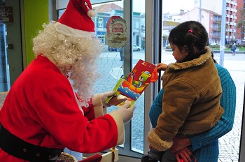 ANIMAÇÃO DE NATAL NO BARREIRO PAI NATAL CHEGA HOJE PELAS 10H00
