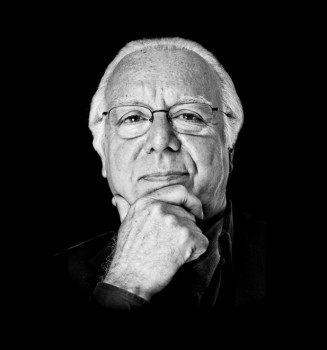Carlos do Carmo celebra o Réveillon no Salão Preto e Prata do Casino Estoril . Concerto especial com Marco Rodrigues e Raquel Tavares