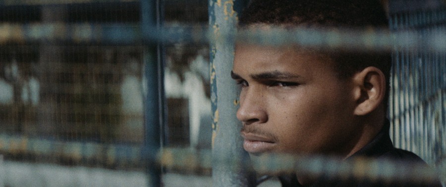 Moita - No Fórum Cultural José Manuel Figueiredo na Baixa da Banheira Sessão de cinema «O Fim Do Mundo» de Basil da Cunha.