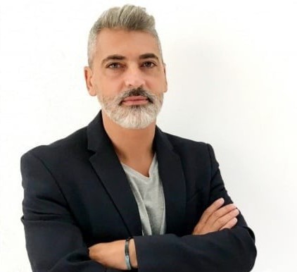 Psicologia - Notas Reflexivas VINCULAÇÃO E APEGO (Notas sobre a vinculação segura) Por Rui Grilo Barreiro