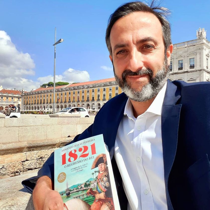 Armando Seixas Ferreira escritor do Barreiro Apresenta no Palácio de Mafra o seu livro «1821- O regresso do Rei»